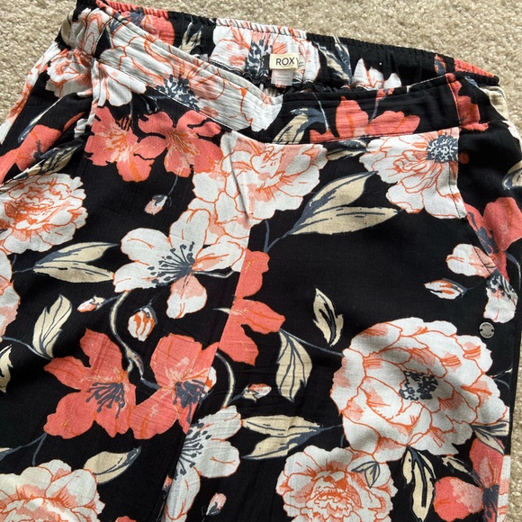 Roxy Pants - Picture 2 of 2
